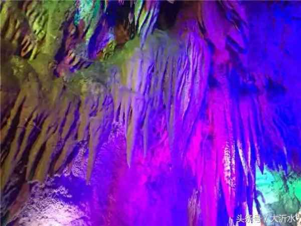 沂水地下畫廊值得去嗎(沂水地下畫廊和地下大峽谷)