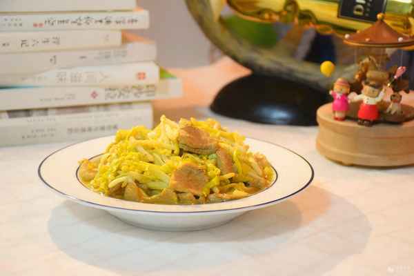 蒜苗炒片高清—蒜苗炒肉的做法步驟
