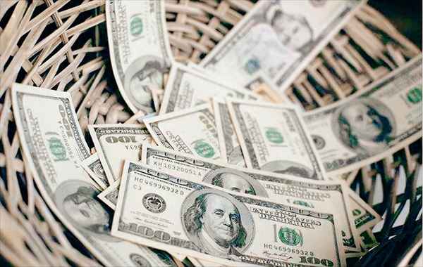 全世界欠中国外债多少个亿了(全国欠钱第一名是谁)