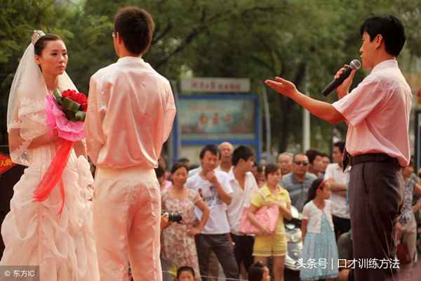主持人开场白范文、主持人开场白范文怎么写
