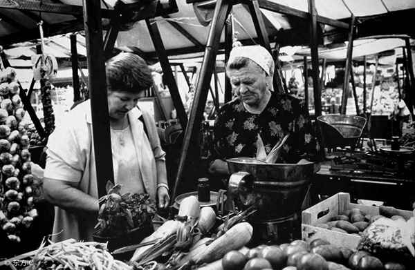 南斯拉夫5月份天气如何—婴儿维生素ad吃到多久