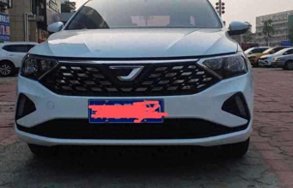 油耗不超過(guò)6個(gè)的面包車_面包車哪一款最省油
