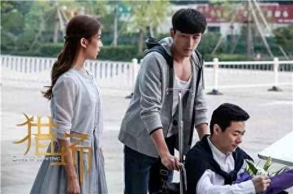 梅郎逐梦妙笔生花纸墨香