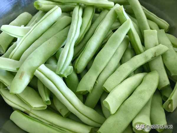 怎么判斷四季豆炒熟了(四季豆一定要焯水嗎)