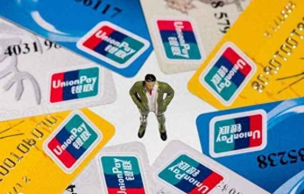 信用卡逾期不接电话多久会起诉,信用卡逾期不接电话多久会起诉你