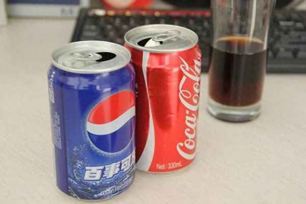 百事可樂可口可樂誰先出(百事可樂和可口可樂哪個先出現)