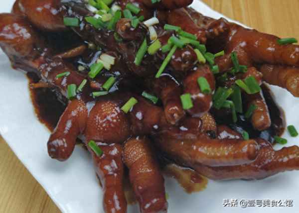 可樂(lè )虎皮雞爪的做法,用可樂(lè )做虎皮雞爪