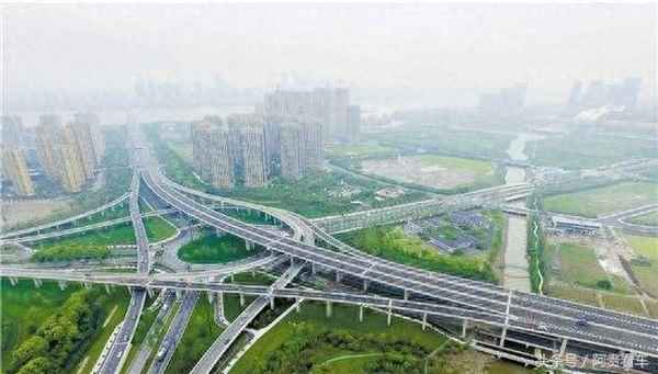 縣道實線超車會扣分嗎—縣道超速50%以上怎么處罰扣幾分