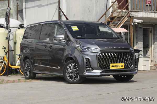 商務車七座10萬左右(五菱商務車七座最新款)