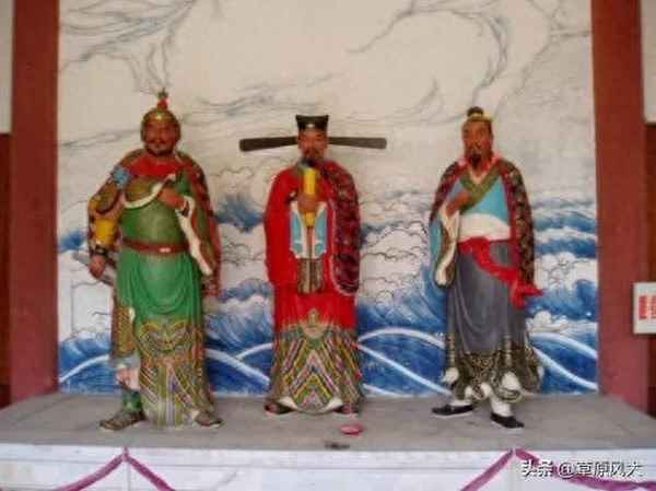 一片丹心照汗青的前面一句,一片丹心照汗青啊