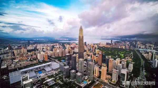 老黄财经、老黄财经券商股