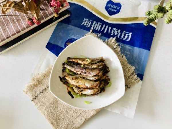 紅燒小黃魚高清圖片;紅燒小黃魚的家常做法大全家常