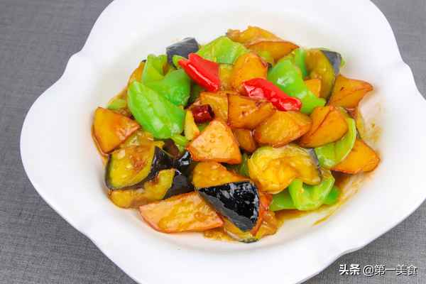 地三鮮飯店正宗做法(家庭版地三鮮不油炸)