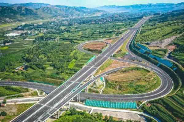 中国高速公路沿途景点_中国高速公路沿途景点分布图