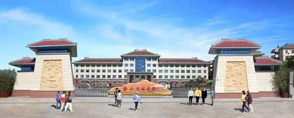 财经某学院;财经大学李某某