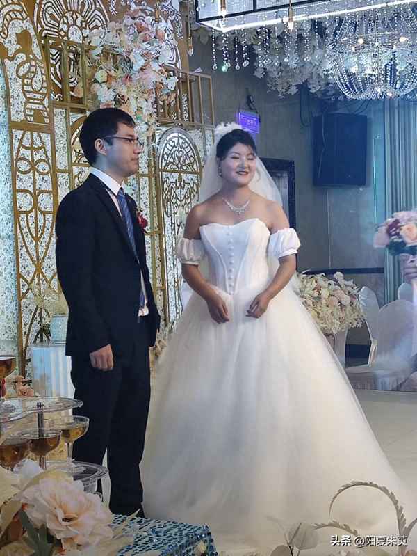 主婚人講話堪稱經(jīng)典-主婚人婚禮致辭最新簡短