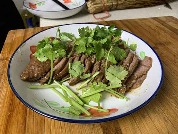 最簡單的醬牛肉做法,最簡單的醬牛肉做法視頻教程