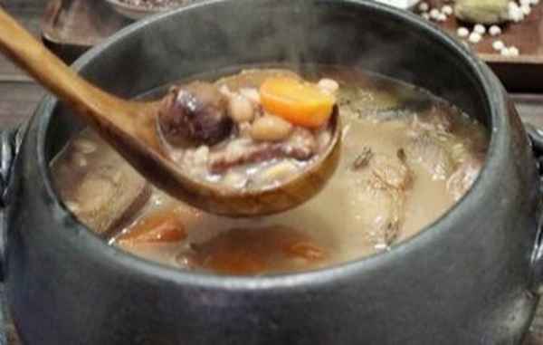 鯪魚湯怎么做好喝(鯽魚湯的做法)