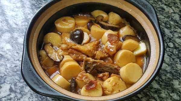 豆腐燉魚怎么做好吃又簡單;豆腐燉魚怎么做好吃又簡單又好吃