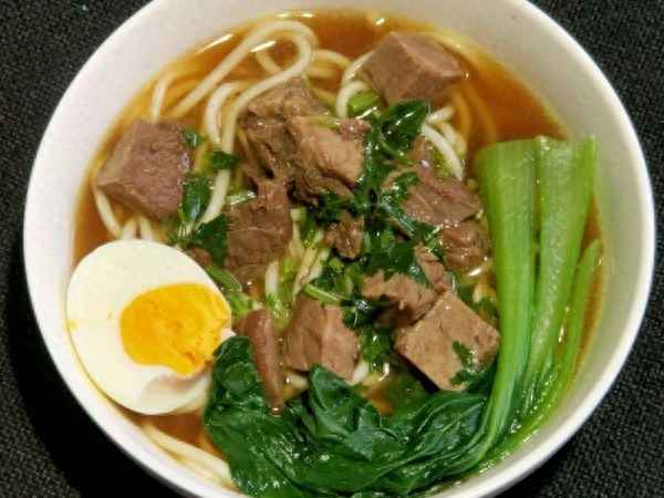 如何用熟牛肉做牛肉面;做牛肉面的步驟
