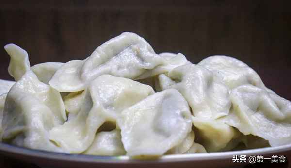 茴香餡餃子怎么調餡好吃_雞蛋茴香餡餃子怎么調餡好吃