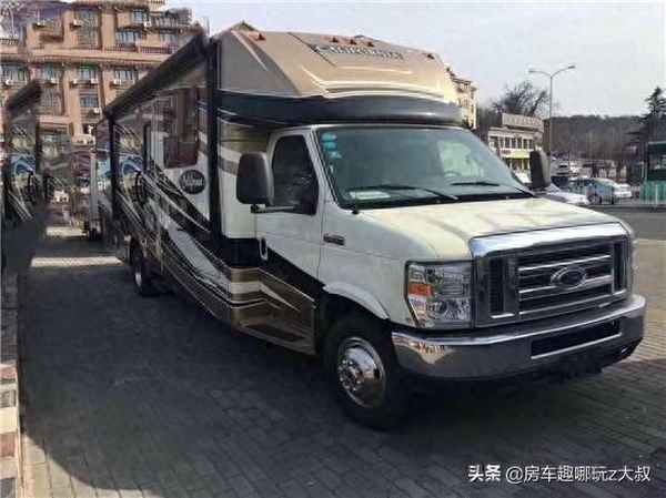 福特e450美版配置(福特e450內部圖片)