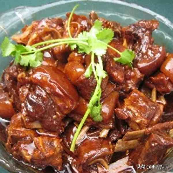 鹵羊肉的做法及配料;羊肉必放三種調料