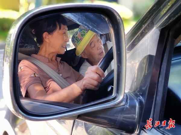 汽車旅館人生,汽車旅館人生劇情