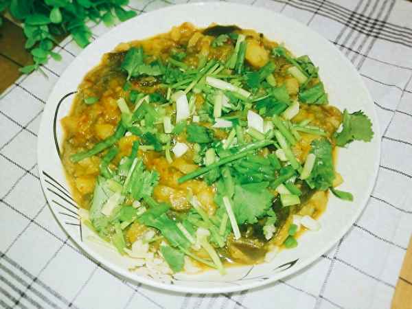 土豆燉茄子要怎么燉;土豆燉茄子怎么燉最好吃視頻