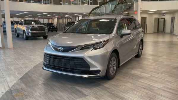 2023塞納報價,豐田塞納商務車七座圖片