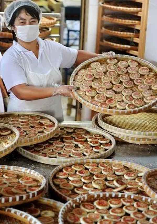 鮮肉月餅是蘇州特產嗎,鮮肉月餅是蘇州特產嗎圖片