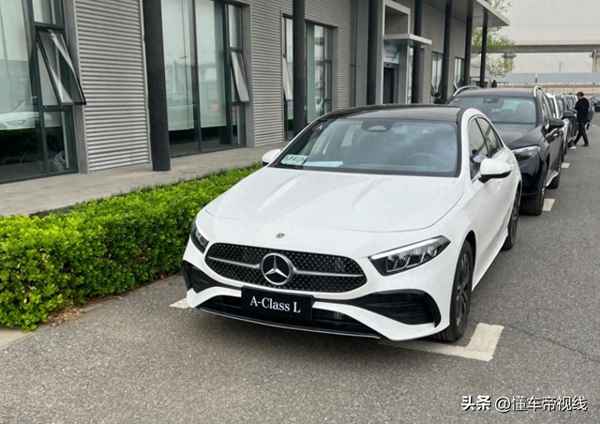北京奔馳c250l報價圖片,北京奔馳c200l報價及圖片