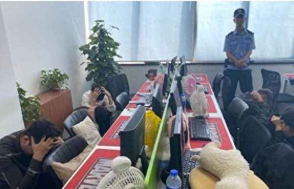 黄金外汇平台在中国合法吗、手机炒外汇的正规平台软件