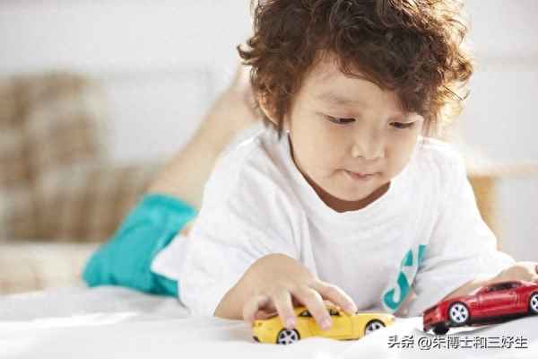 儿女的手语怎么表示_手语父母怎么表示