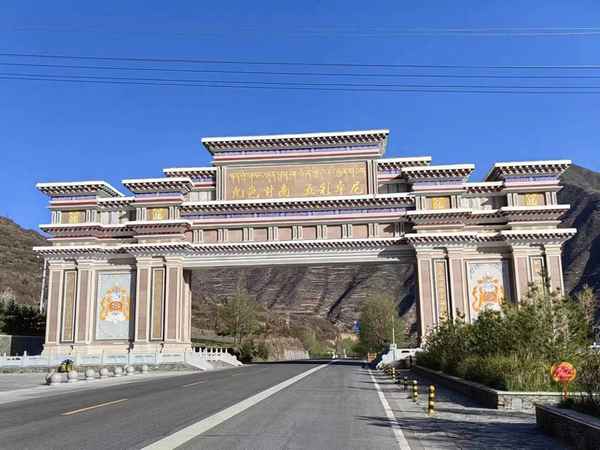 甘南洛克之路簡介,甘南洛克公路最新消息