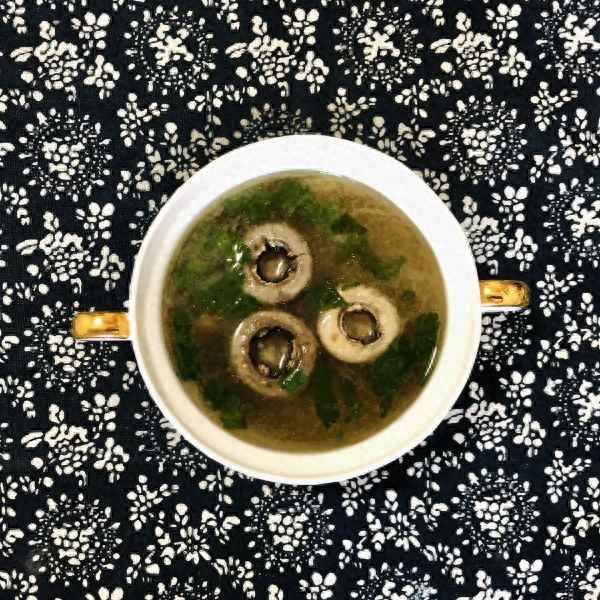 口蘑烤出的汁好處—口蘑烤多久能熟會中毒嗎