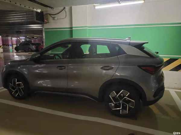 比亞迪電車SUV_新能源大型SUV