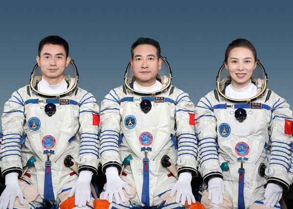 航天員有生理需求怎么辦？;航天員生理需求是如何解決的
