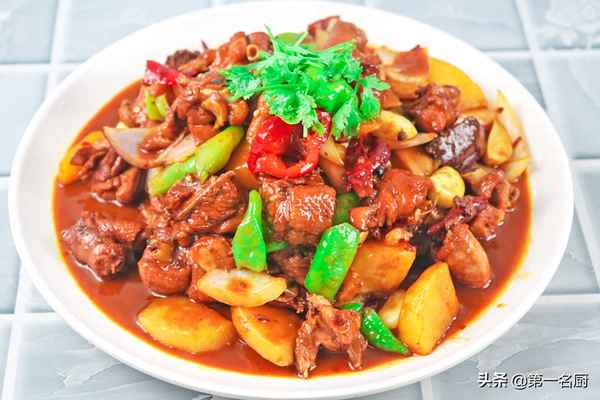 大盤雞的制作方法(新疆沙灣大盤雞的制作方法)