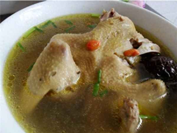 廣東鴿子綠豆湯的做法-廣東老鴿子煲綠豆的做法