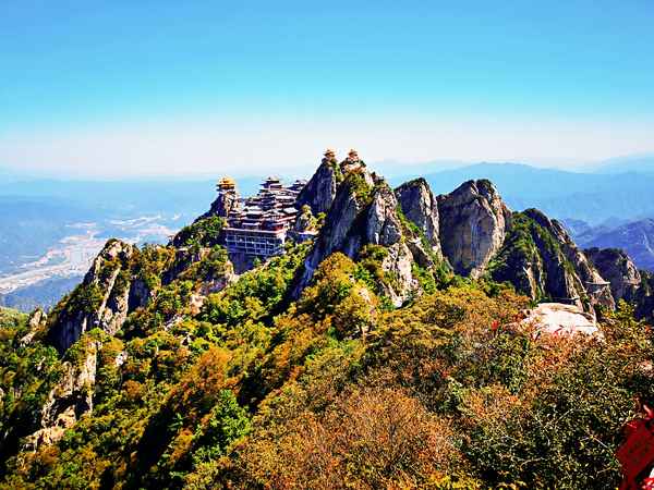 老君山必須住一晚嗎;老君山免票政策2023