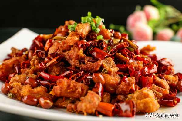 麻辣雞頭先炸還是先煮、麻辣雞頭好吃嗎