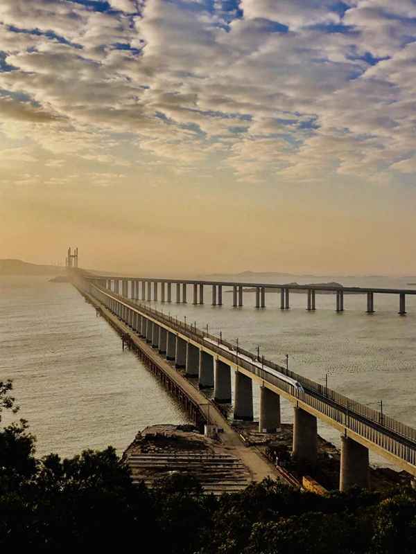 世界最长公铁两用大桥-曾经世界最长的公铁两用大桥