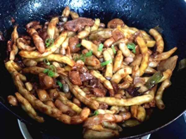 豆角燉肉怎么燉好吃竅門(mén)-豆角燉肉做法竅門(mén)