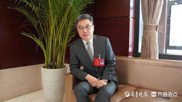 董事长曲哪里人、新置业高管名单