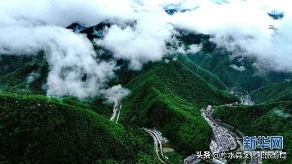 牛背梁風景區簡介_牛背梁風景區在哪里