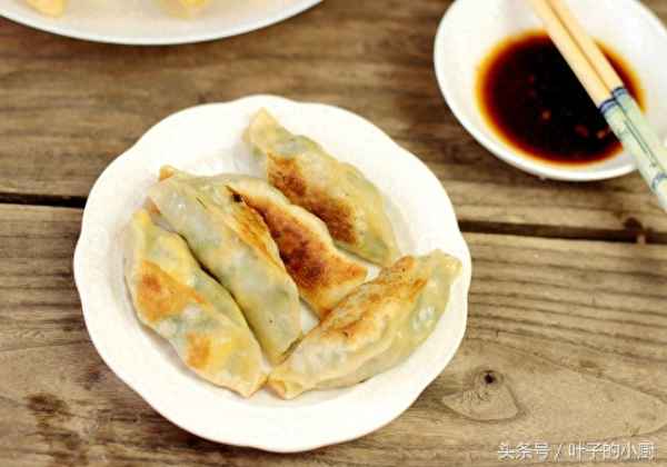 鍋貼一般都有什么餡(鍋貼餡的調配比例)