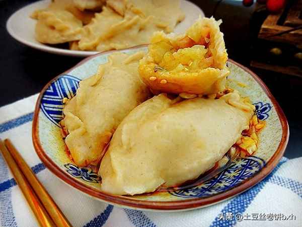 莜面涼皮怎么做竅門(mén)、莜面涼皮最簡(jiǎn)單的做法