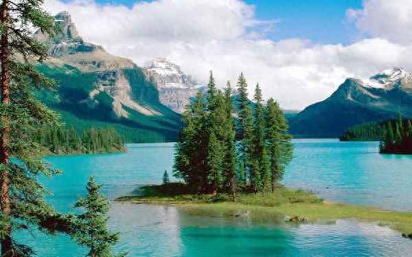 九寨沟的历史背景(九寨沟的历史背景资料)
