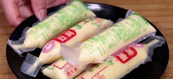 日本豆腐用淀粉還是面粉;日本豆腐用淀粉還是面粉好